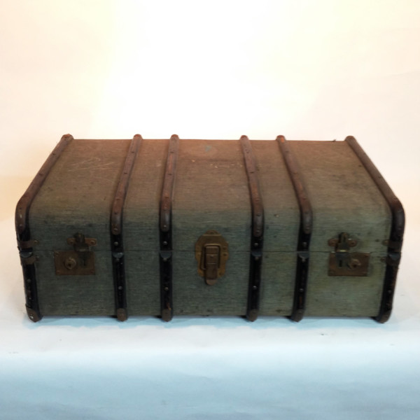 1: Long Canvas Trunk