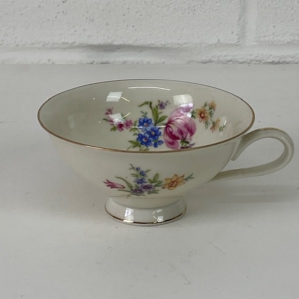 1: Floral China Vintage Cup