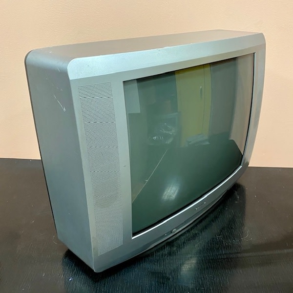 4: Fully Working Retro Grundig Colour TV (20