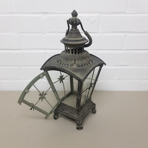 4: Decorative Antique Lantern