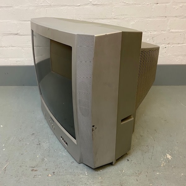 Fully Working Silver Toshiba TV (With Scart Input) | 20th Century