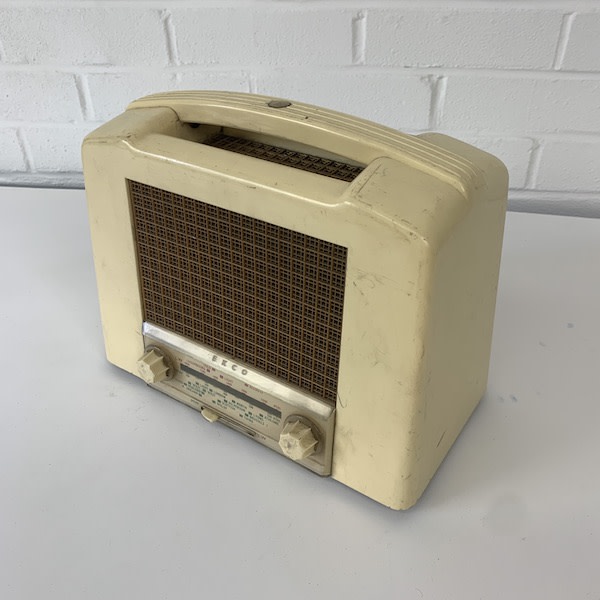 2: Vintage Ekco Radio (1953) (Non Practical)