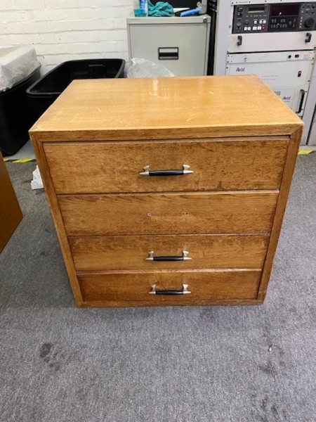 1: Oak Drawers