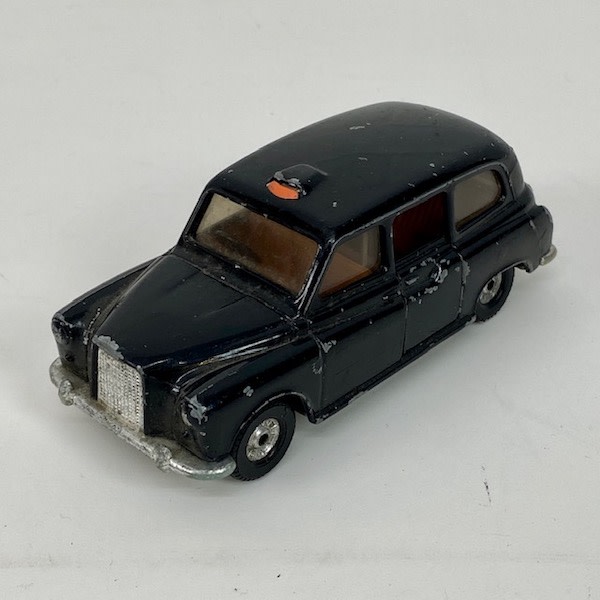 2: Vintage Toy Black Cab