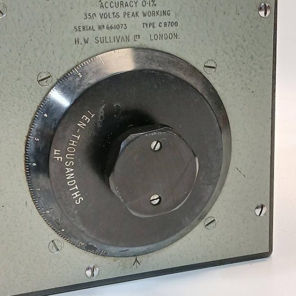 5: Mica Capacitor With 4 Large Dials (Non Practical)