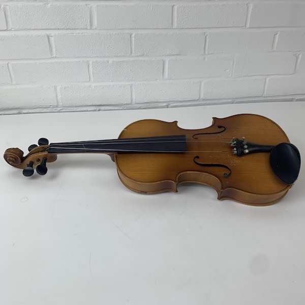 4: Violin With Bow & Case