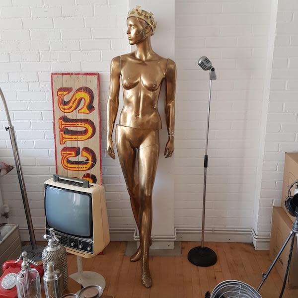 3: Vintage Microphone On Stand (Non Practical)