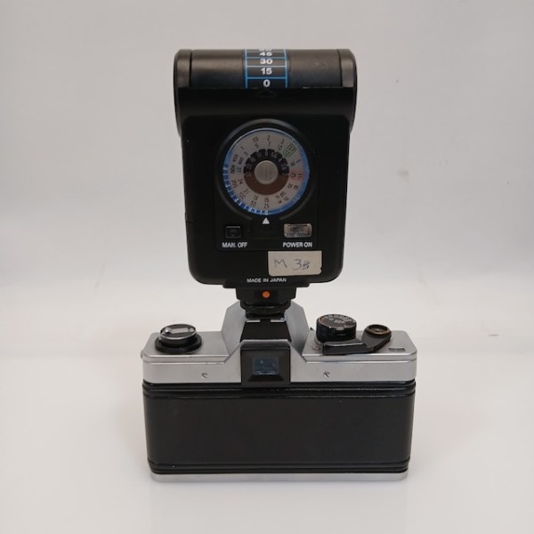 3: Praktica MTL 50 Paparazzi Camera With Working Flash Unit
