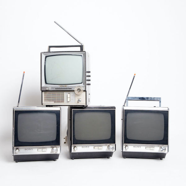 4: Non Practical Sony Solid State Transistor TV