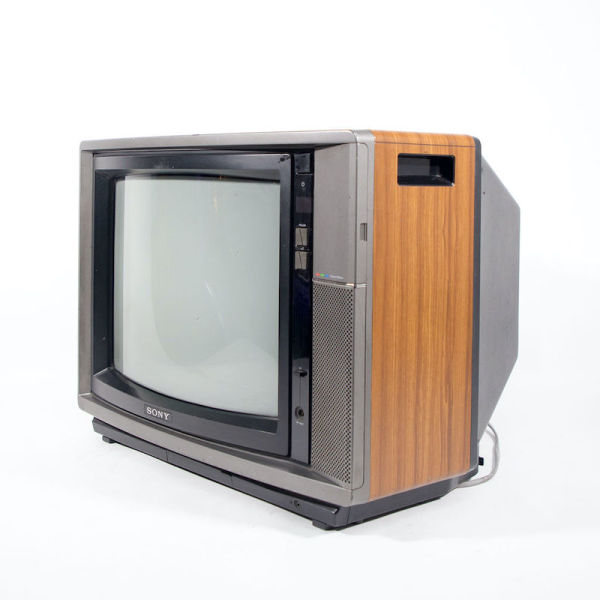 Fully Working Sony Trinitron Vintage Colour Tv London Prop Hire