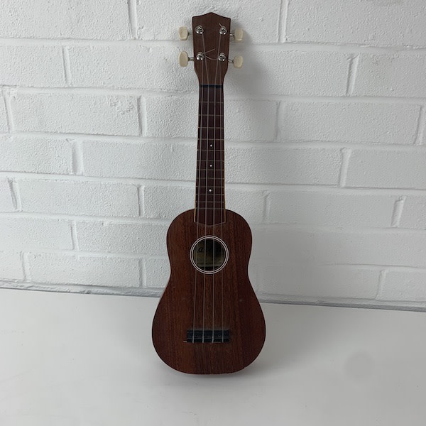 4: Maxtone Ukulele