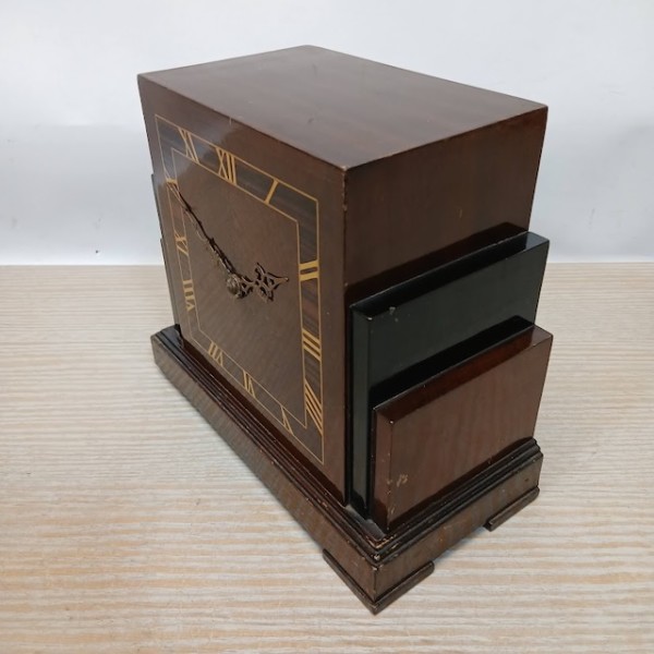 4: Art Deco Clock (Non Practical)