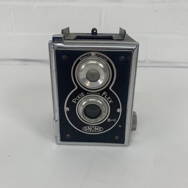 2: Retro Pixie Flex Camera (Non Practical)