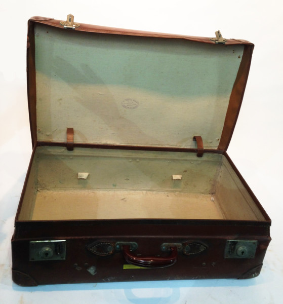 3: Brown Vintage Suitcase