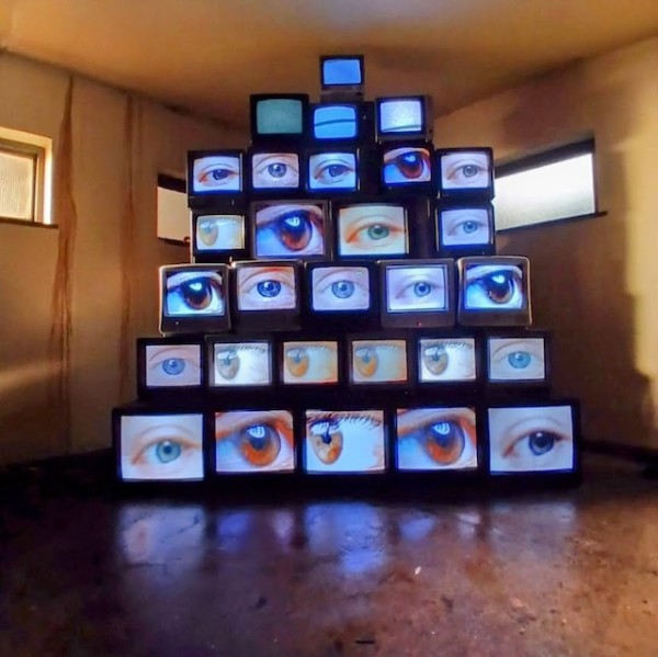 3: Stack Of 29 Fully Working Retro CRT TV's & Monitors