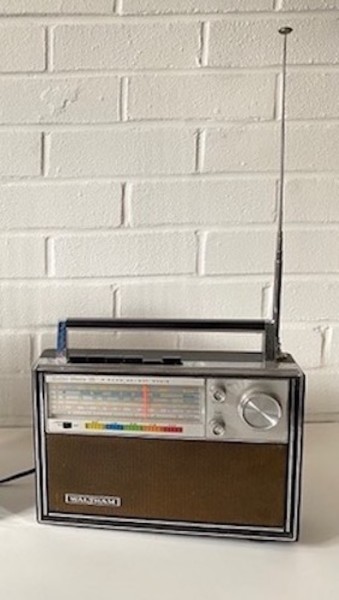 1: Waltham Solid State 18 Radio (1968) (Fully Working)