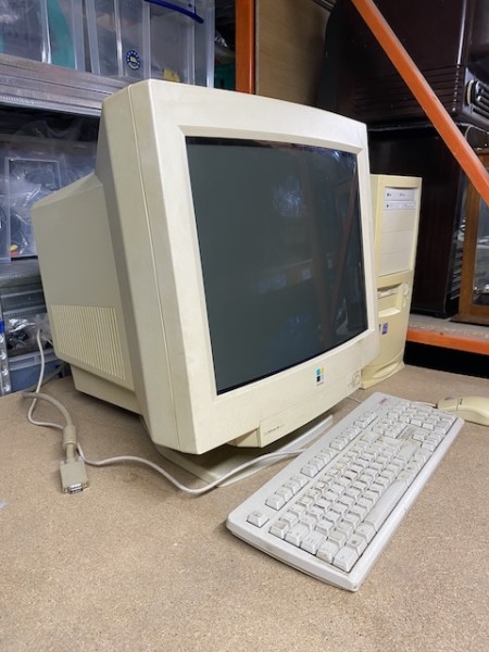 3: Fully Working Retro Formac Computer With Base Unit, Keyboard & Mouse (1998) (19
