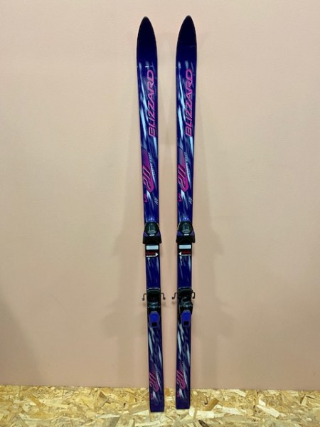 1: Retro Ski's With Ski Bag