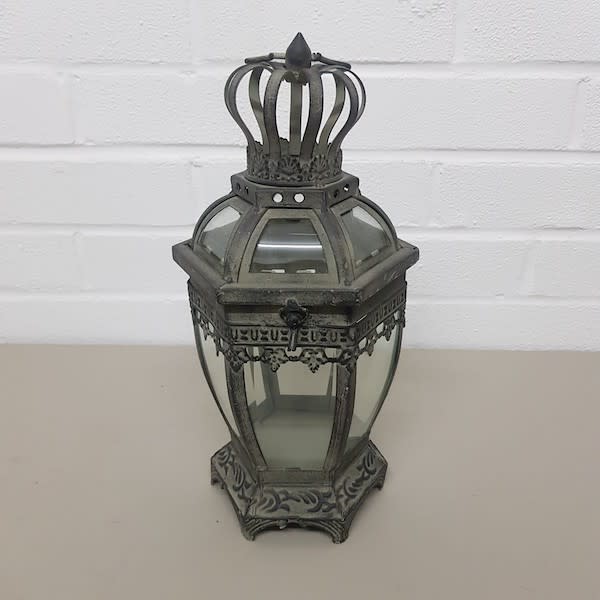 1: Decorative Antique Lantern
