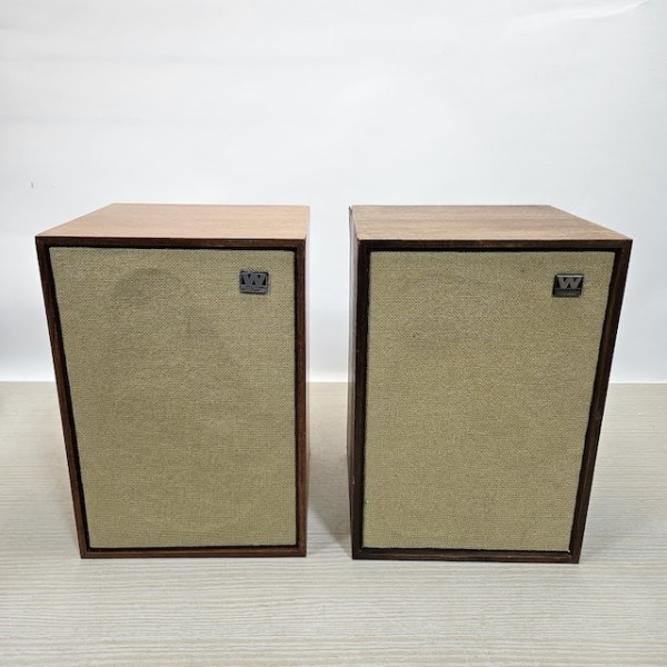 3: Retro Wharfedale Speaker (Non Practical)