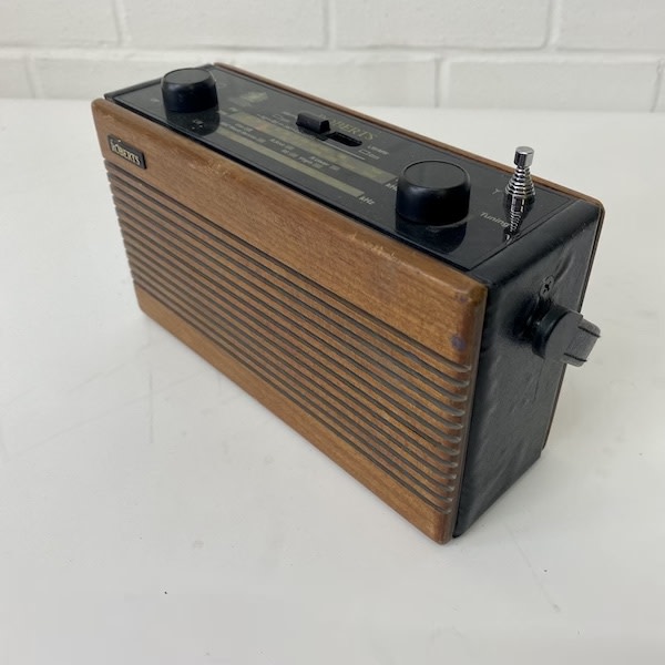 1: Roberts Brown Radio (Non Practical)