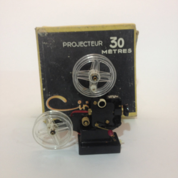 5: Non Practical Small Plastic 16mm Projector