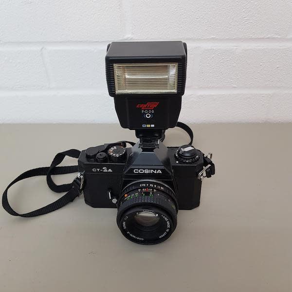 1: Cosina CT-1A Paparazzi Camera With Working Flash Unit