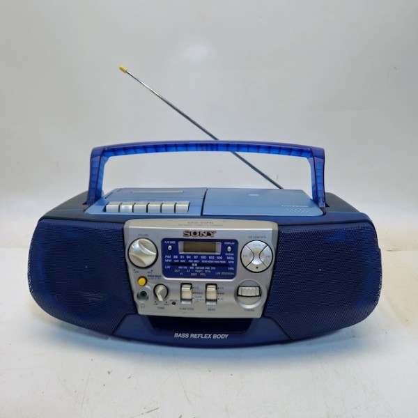 1: Blue Sony Stereo
