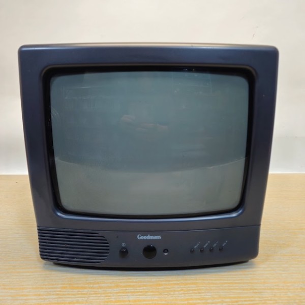 4: Fully Working Goodmans Colour TV (14