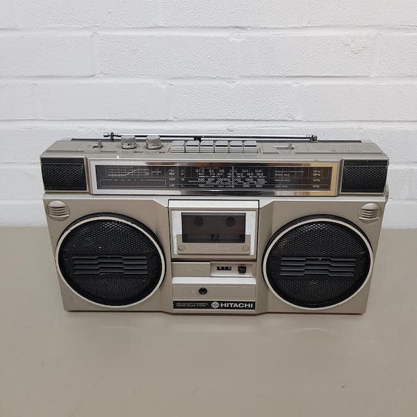 1: Silver Hitachi 1980's Boombox (Fully Working)