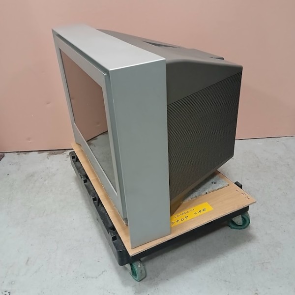 4: Fully Working Sony Trinitron Colour TV (32