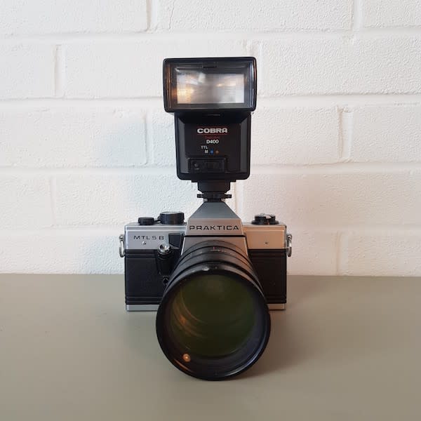 4: Praktica MTL5B Long Lens Paparazzi Camera With Working Flash Unit