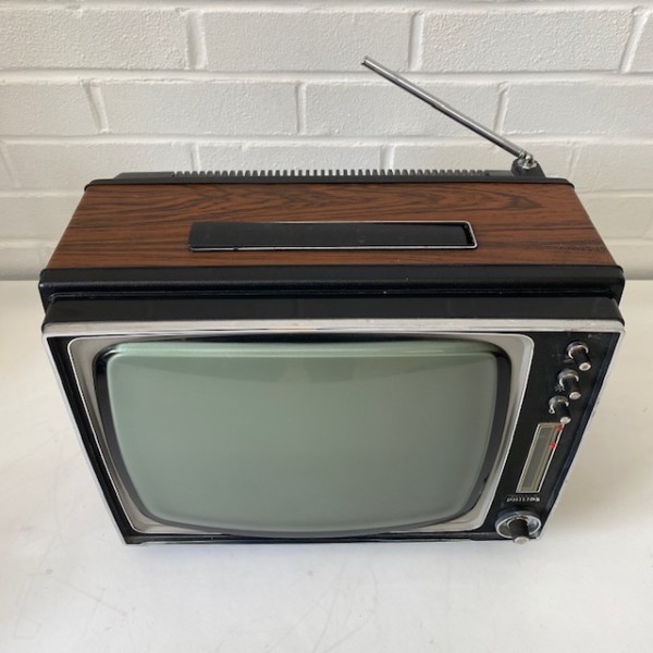 5: Static Only 1960's Philips X 12 T TV