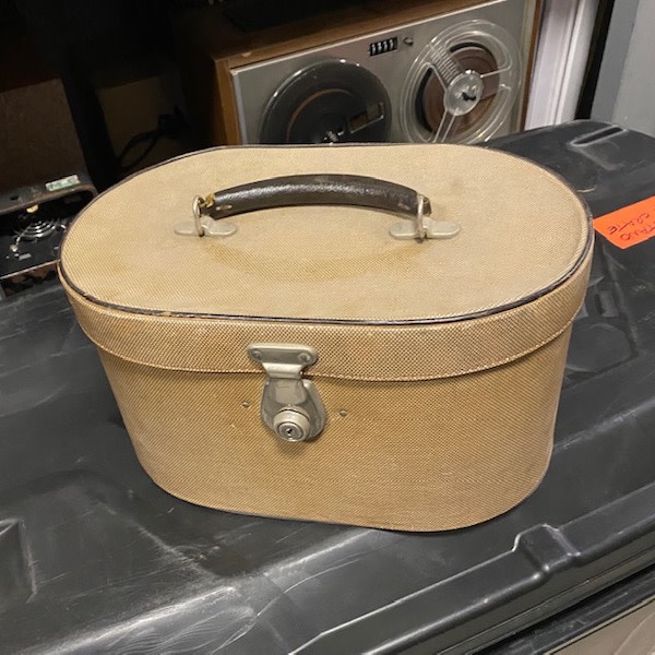 1: Vintage Vanity Case