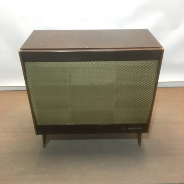 8: Vintage Music Cabinet With Record Player (Non Practical)