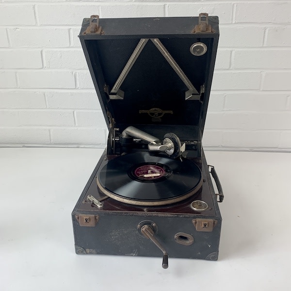 2: Vintage Gramophone