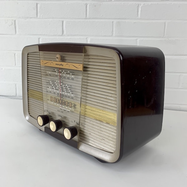 1: Murphy Vintage Radio (Non Practical)