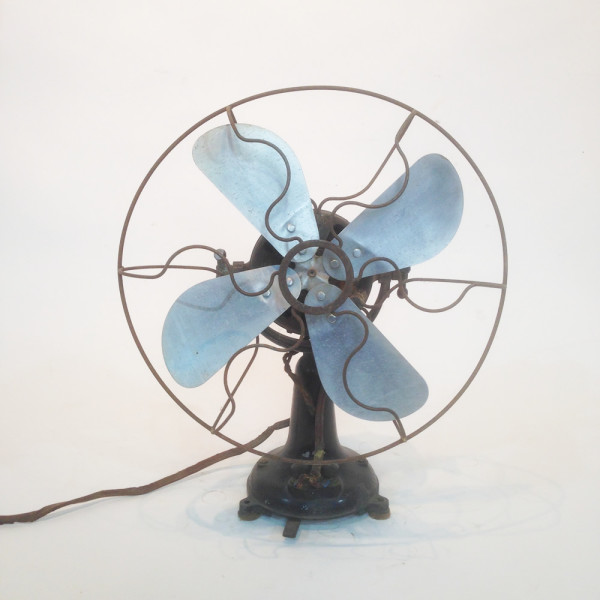 1: Vintage Industrial Desk Fan - Black