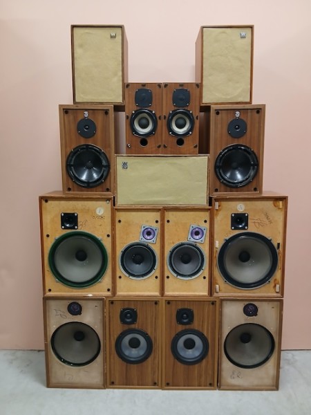 1: Stack Of 15 Retro Wooden Cased Speakers (Non Practical)