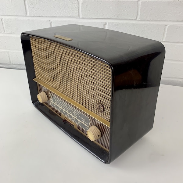 3: Vintage EKCO Radio (Non Practical)