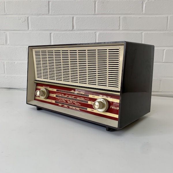 2: Philips Radio (Non Practical)