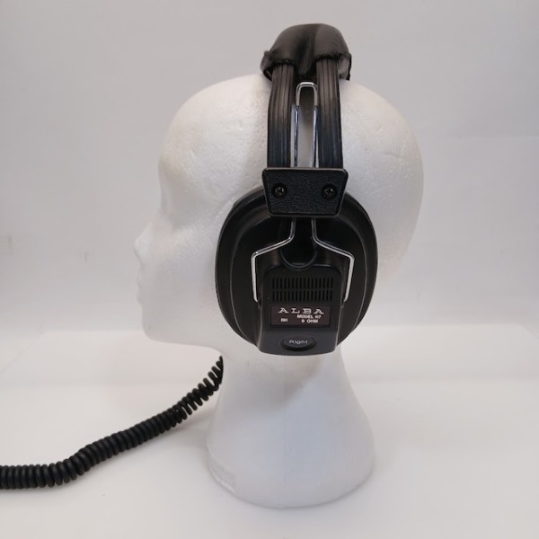 2: Retro Alba Headphones