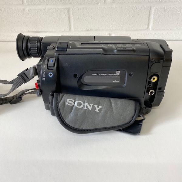 4: Sony Handycam Video Recorder (Working) (1997)