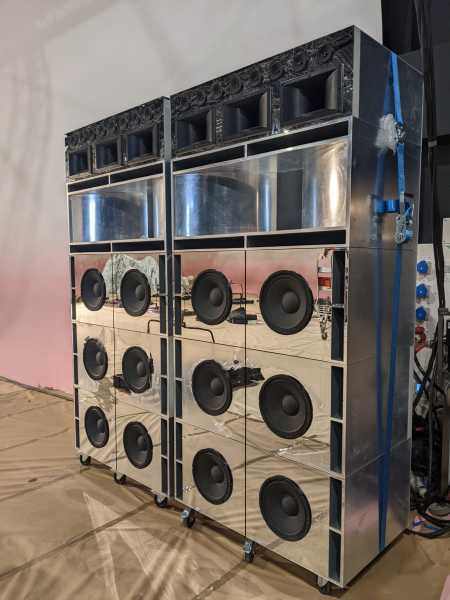 8: Large Mirrored Speaker Sound System (Non Practical)