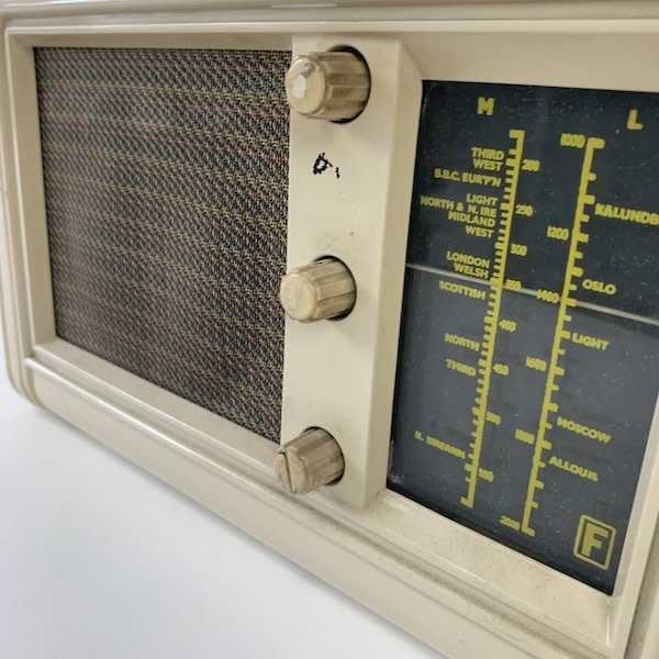 3: Vintage Radio (Non Practical)