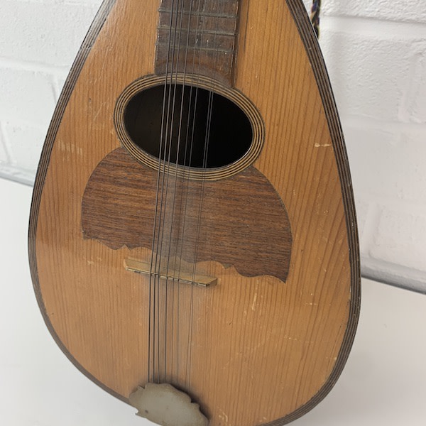 2: Italian Mandolin Guitar