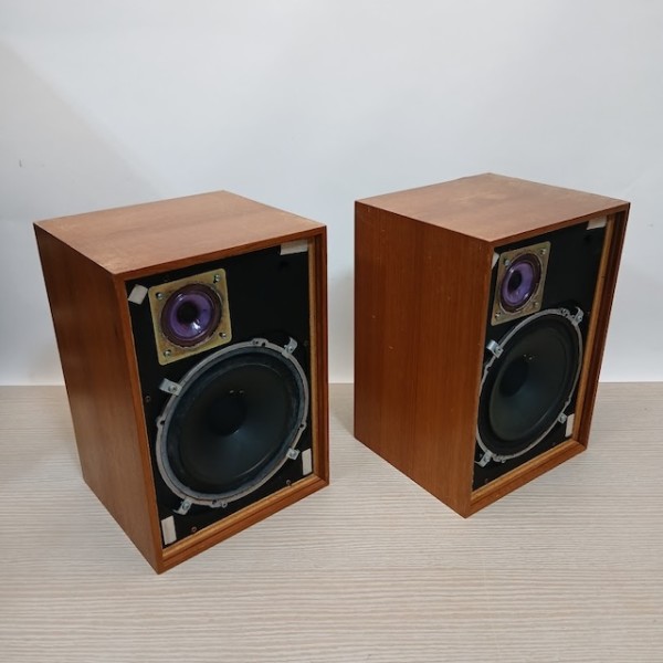 4: Wharfedale Denton2 Speaker (Working)