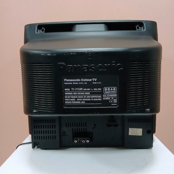 5: Fully Working Black Panasonic Colour TV (20