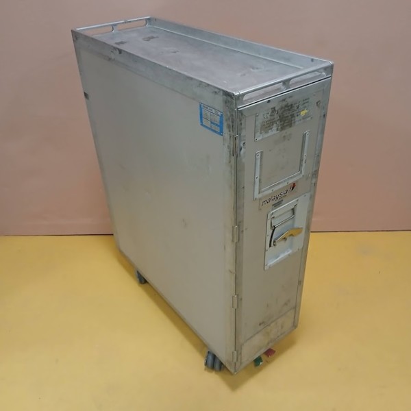 1: Malaysia Airlines Silver Service Trolley