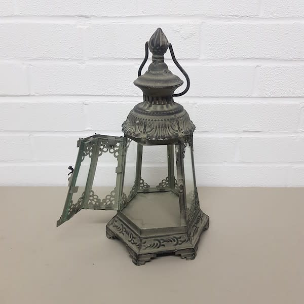2: Decorative Antique Lantern
